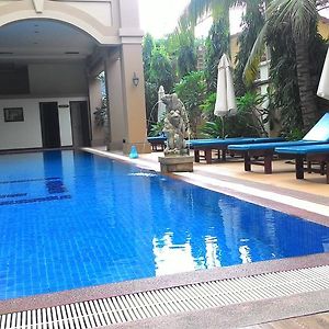 Bali Hotel